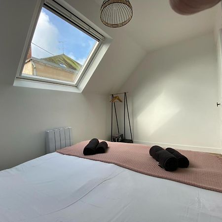 Au Coeur De Ville Laval (Mayenne) Quarto foto