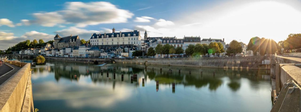 Au Coeur De Ville Laval (Mayenne) Exterior foto