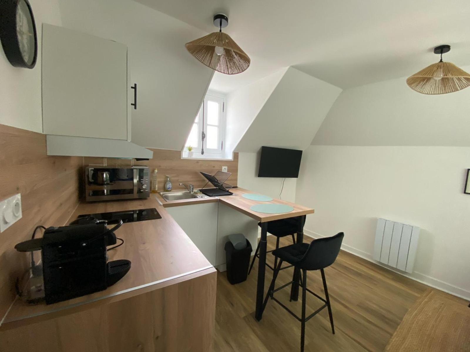 Au Coeur De Ville Laval (Mayenne) Quarto foto