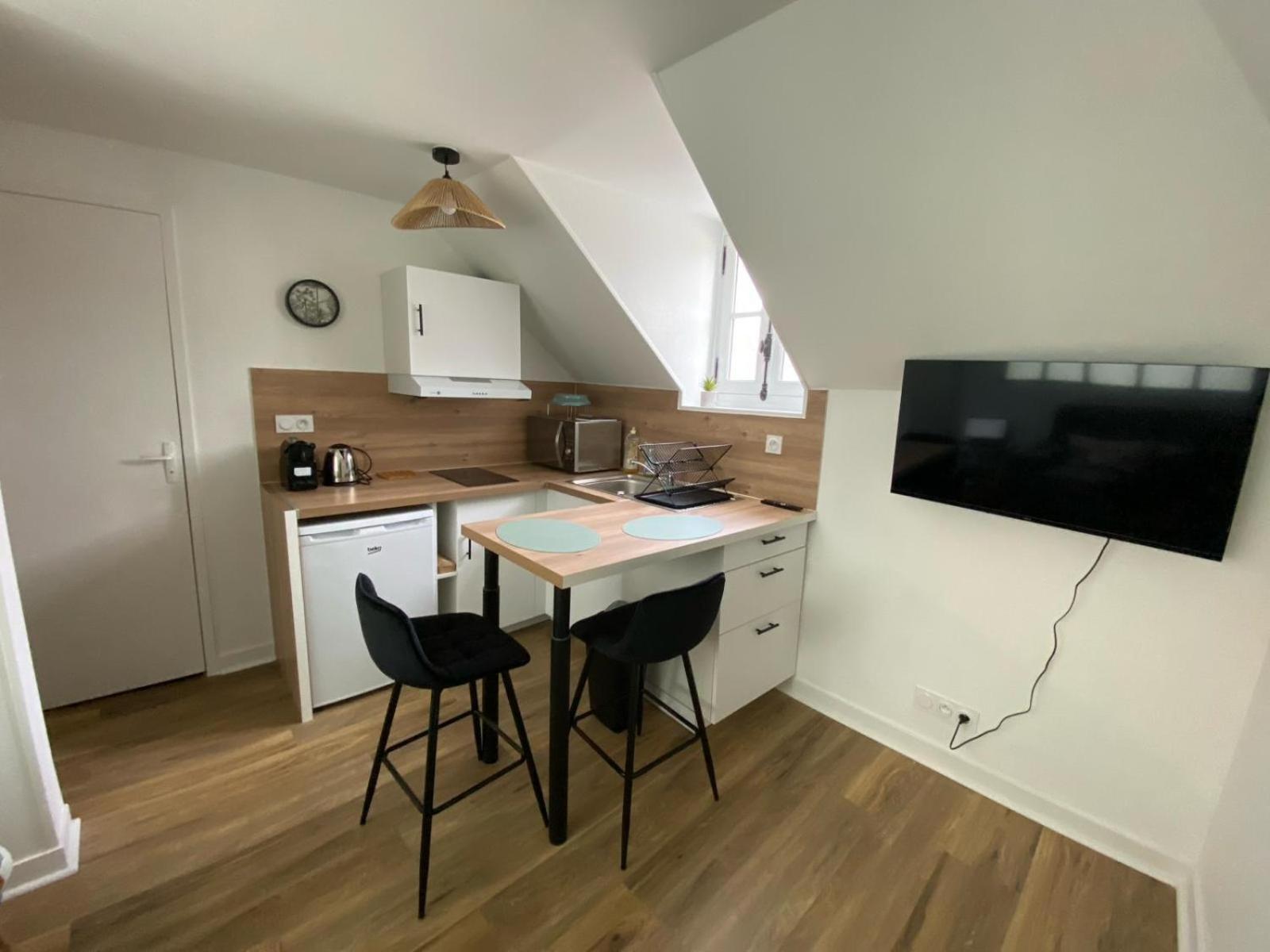 Au Coeur De Ville Laval (Mayenne) Quarto foto